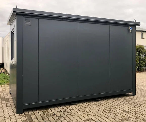Contenedor 4×2,40m Oficina Jardín privado