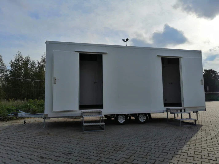 Remolque WC con doble WC 6x2,40 metros.