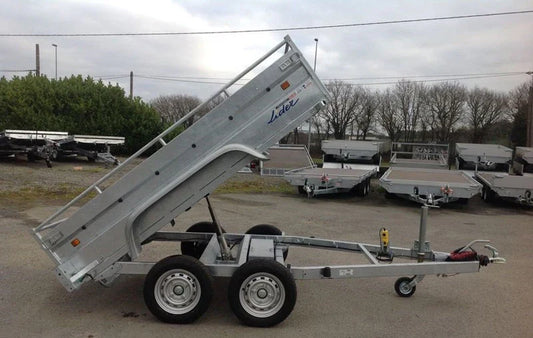 Remolque basculante de alta resistencia Lider, PTAC 1500 kg, ejes dobles con freno