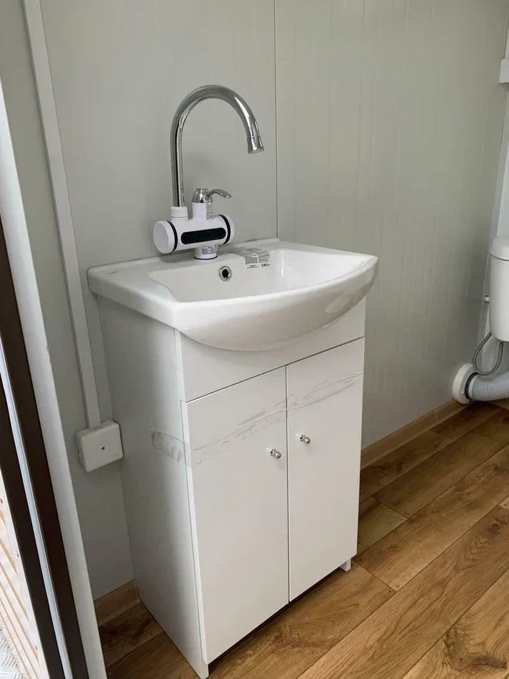 Contenedor sanitario doble con depósito de residuos blanco 3x2 metros