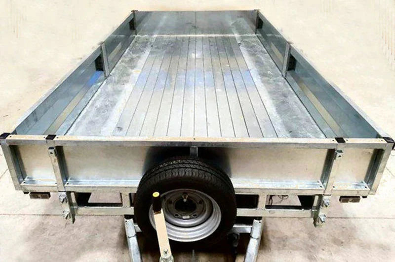 Remolque de Equipaje Peso vacío: 625 kg