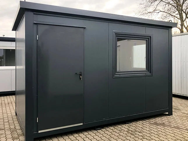 Contenedor 4×2,40m Oficina Jardín privado